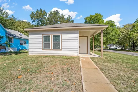901 W Nelson St, Denison, TX 75020