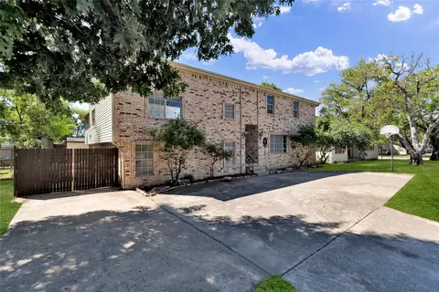 5304 Jane Anne St, Haltom City, TX 76117