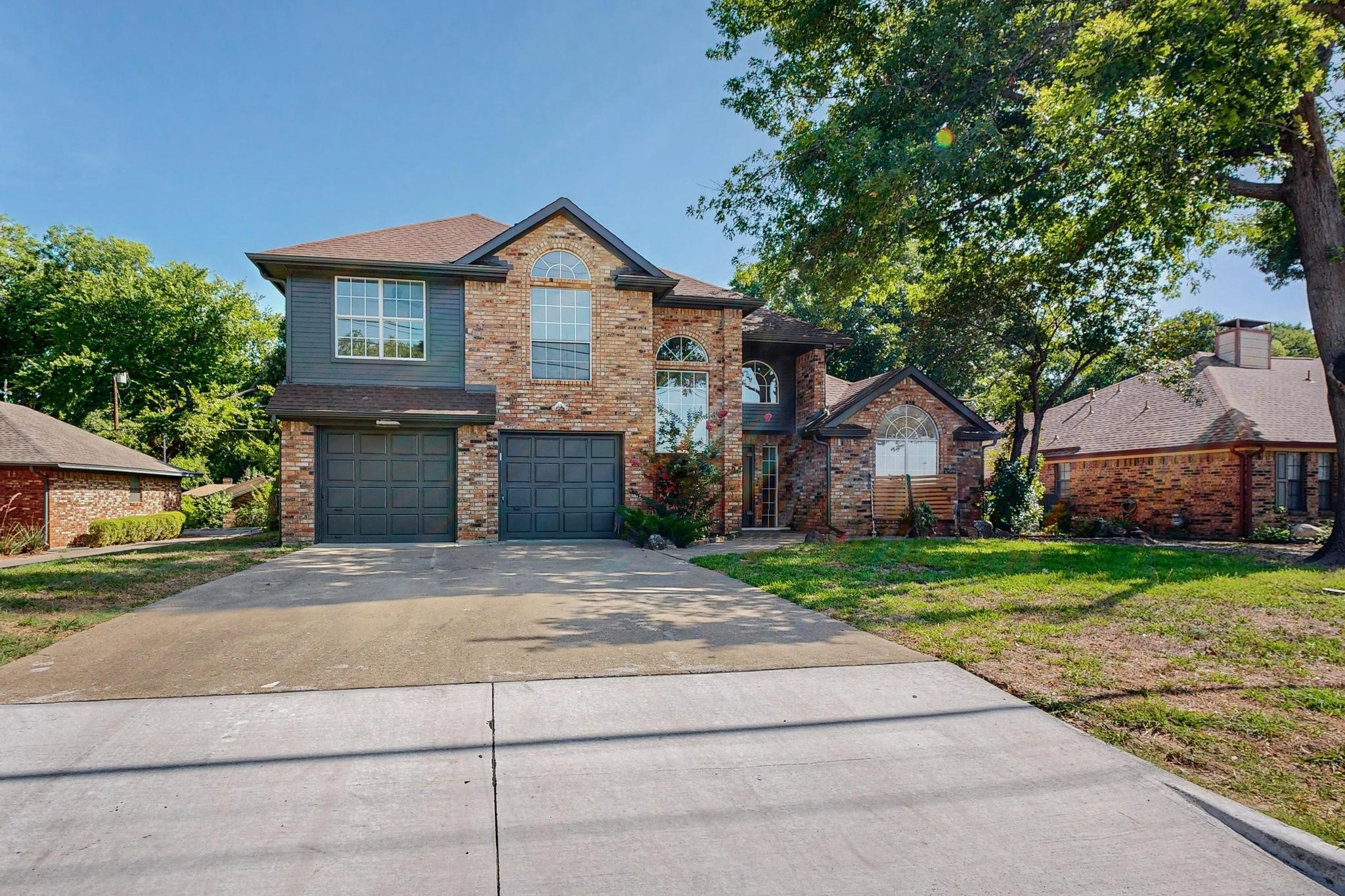 2318 Rockhill Rd  