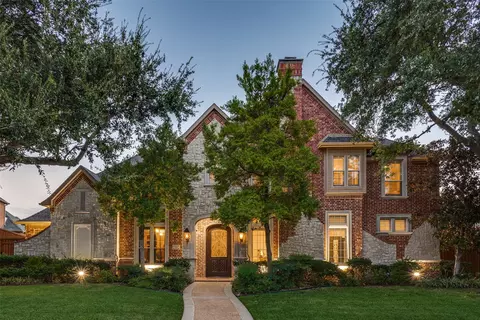 5112 Lake Falls Dr, Plano, TX 75093