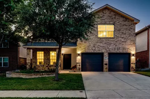 2928 Yoakum St, Fort Worth, TX 76108