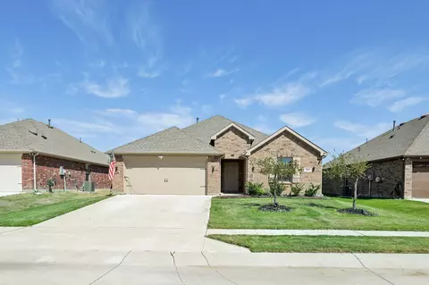 520 Calm Springs Dr, Princeton, TX 75407