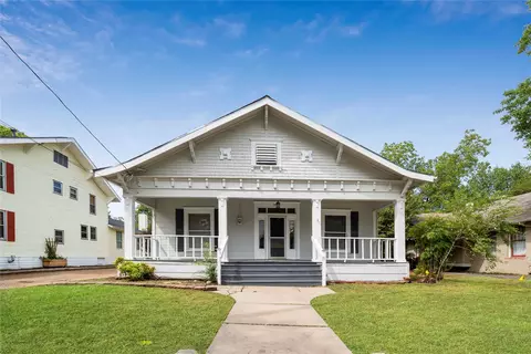 3906 Pine St, Greenville, TX 75401