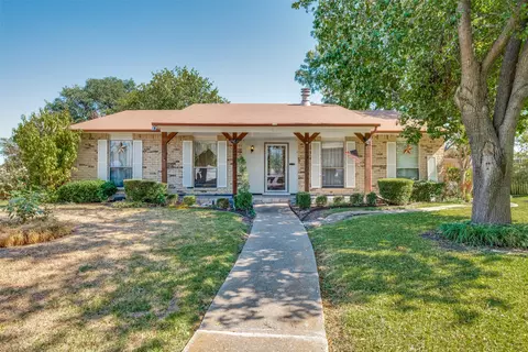 1114 Meandering Way, Mesquite, TX 75150