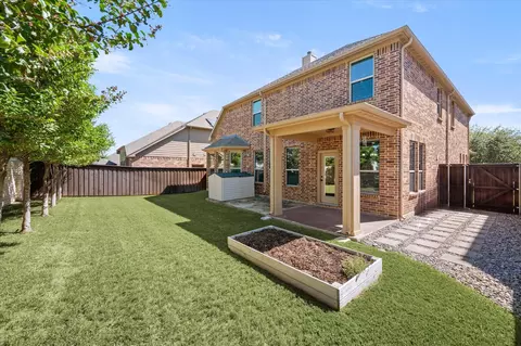 9421 Shoveler Trl, Fort Worth, TX 76118