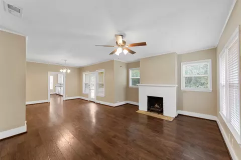 203 Pecan St, Terrell, TX 75160