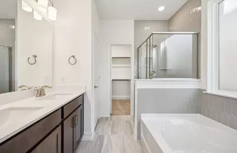 Bath - 1421 Elijah Dr, Anna, TX 75409 photo 1 of 3