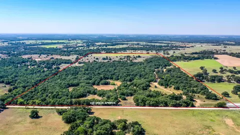 000 S Johnson Loop, Bowie, TX 76230