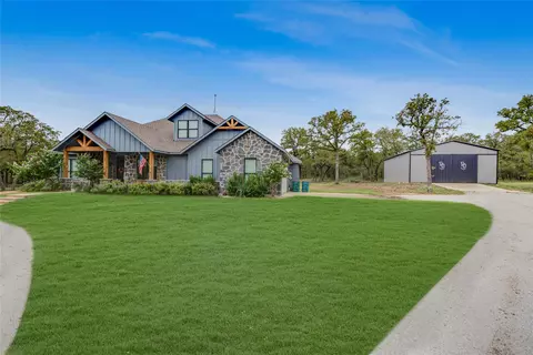 235 Silver Lakes Dr, Sunset, TX 76270