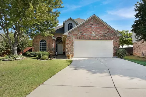 4160 Petersburg Dr, Fort Worth, TX 76244