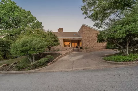4401 Mike Ln, Fort Worth, TX 76116