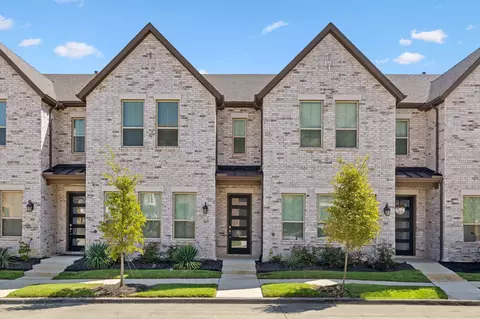 303 Colusa Dr, Lewisville, TX 75056