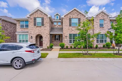 1261 Lamar Dr, Lewisville, TX 75077