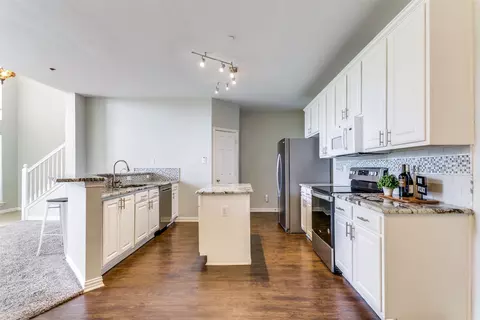 1745 Massey Dr, Lewisville, TX 75067
