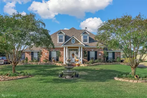 305 Tealwood Dr, Bossier City, LA 71111
