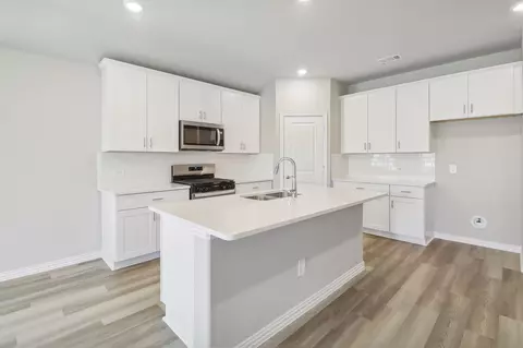 1925 Kentucky Trl, Seagoville, TX 75159