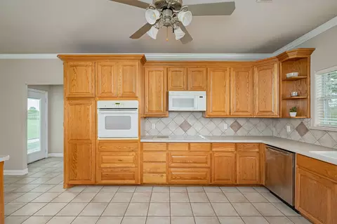 1101 Jordon Moore Rd, Pilot Point, TX 76258 photo 14