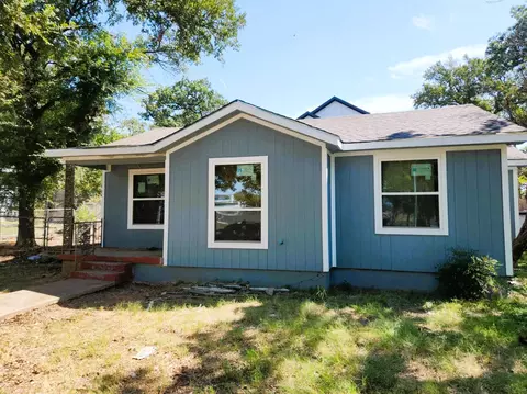 2845 Haynie St, Fort Worth, TX 76112