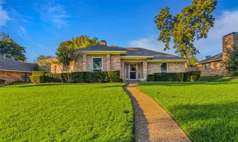806 Village Green Dr, Rockwall, TX 75087