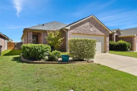 5416 Austin Ridge Dr, Fort Worth, TX 76179