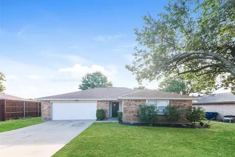 1104 Roaring Springs Dr, Allen, TX 75002