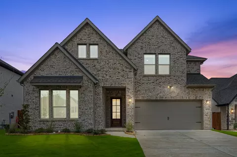 16924 Sandgrass Dr, Fort Worth, TX 76177