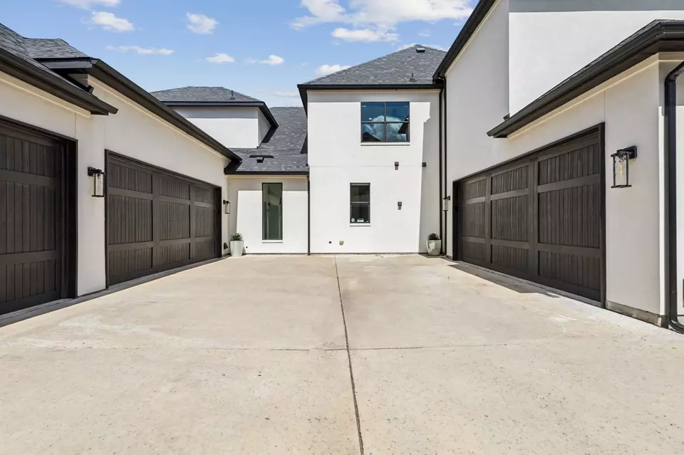 Exterior - 901 Circle J Trl, Prosper, TX 75078 photo 6 of 10