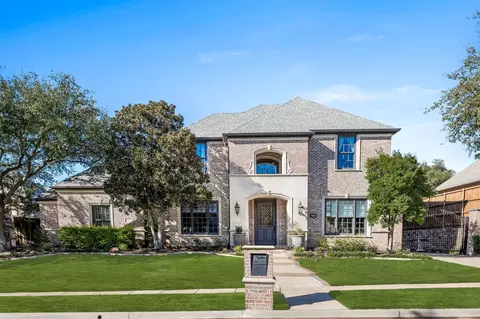 6633 Woodland Hills Ln, Plano, TX 75024