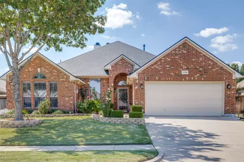 7704 Fallen Antler Pl, Arlington, TX 76002