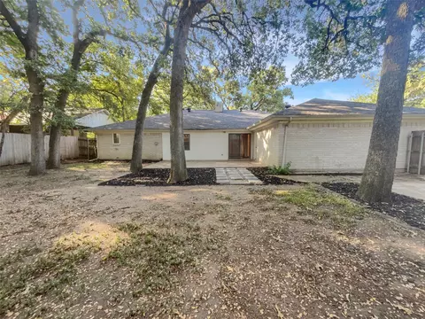 108 Walnut Way, Euless, TX 76039 photo 5