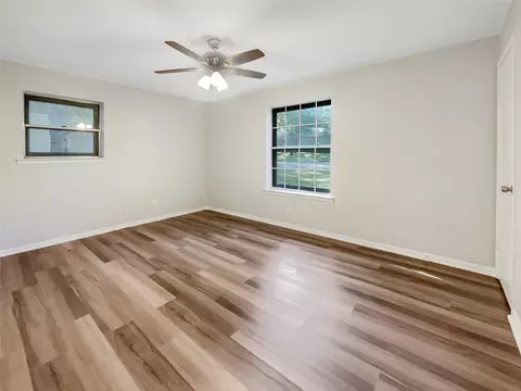 108 Walnut Way, Euless, TX 76039 photo 3