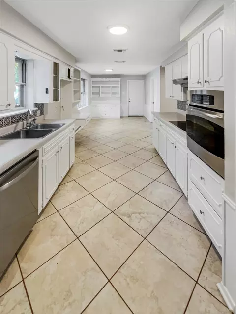 108 Walnut Way, Euless, TX 76039 photo 6