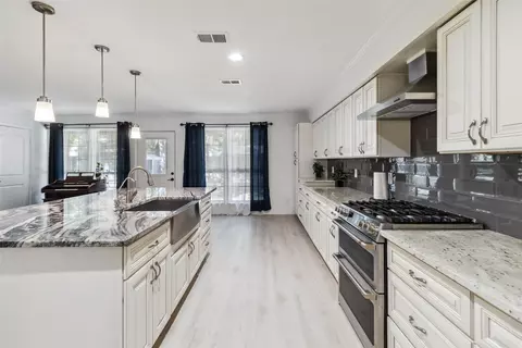 2607 Alan A Dl, Irving, TX 75061