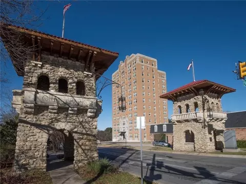 2306 Park Place Ave #9B, Fort Worth, TX 76110