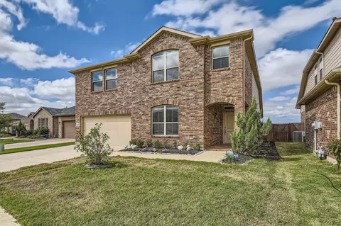 10009 Saltbrush St, Fort Worth, TX 76177
