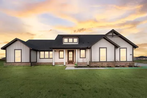 2607 Witness Tree Rd, Terrell, TX 75161