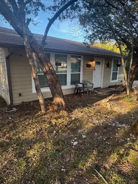 2616 Pinoak St, Granbury, TX 76048