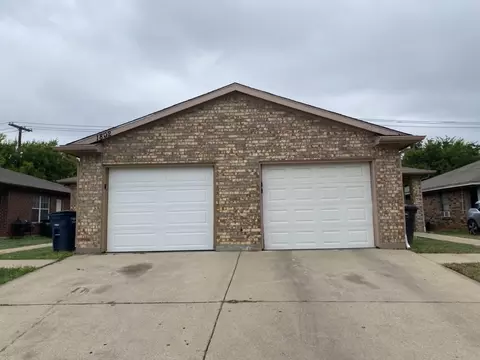 1800 San Rafael St, Fort Worth, TX 76134