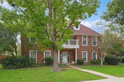 541 Meadowood Ln, Coppell, TX 75019