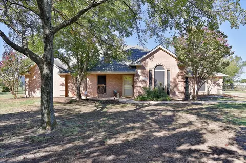 14309 Meadowland Cir, Newark, TX 76071
