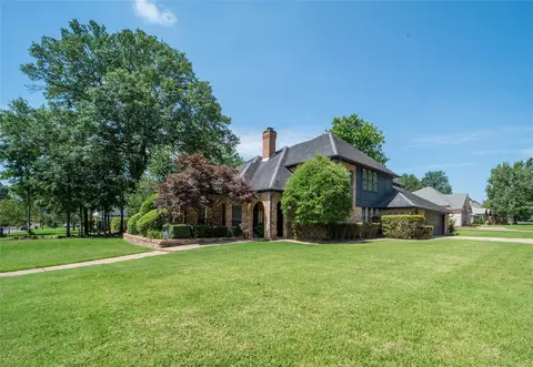220 Johnson Woods Dr, Paris, TX 75460