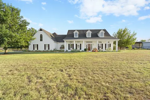754 Conestoga Trl, Rhome, TX 76078