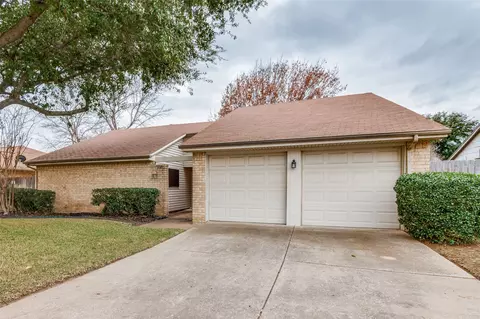 3117 Crystal Spgs, Bedford, TX 76021