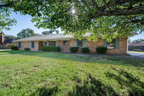 1509 Wade St, Corsicana, TX 75110