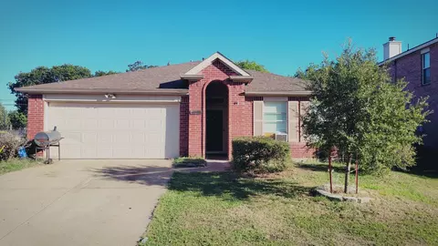 201 Prentice Dr, Seagoville, TX 75159