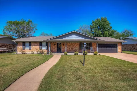 425 Junell St, Sulphur Springs, TX 75482