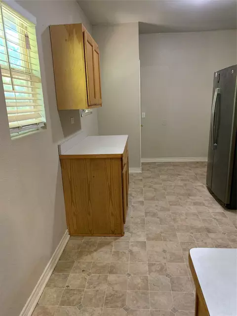 525 E Day St, Denison, TX 75021 photo 22