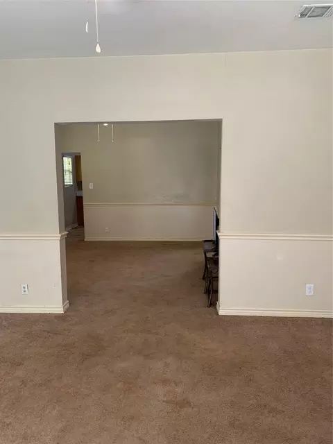 525 E Day St, Denison, TX 75021 photo 12