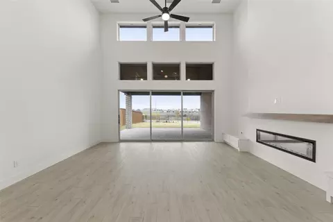 Living - 1271 Duke Dr, Prosper, TX 75078 photo 2 of 5