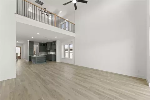 Living - 1630 Mcmaster Ln, Prosper, TX 75078 photo 4 of 4